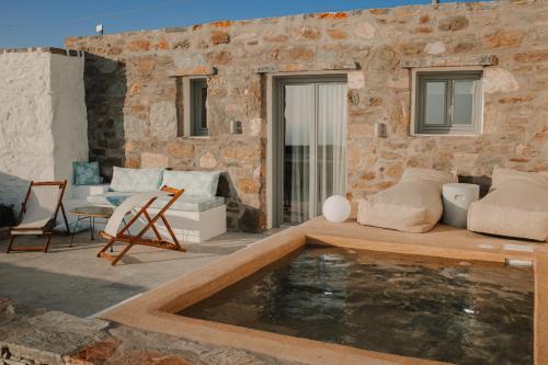 Ano Meria Apartment | Venue Villas - Folegandros