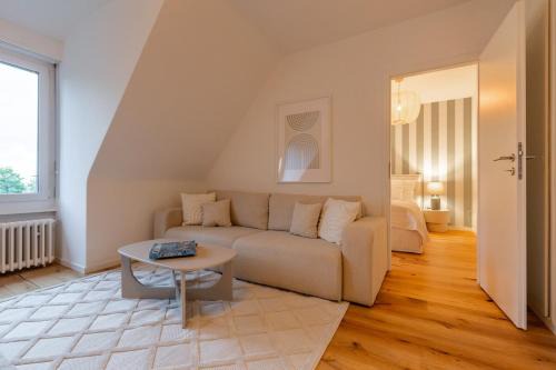 District 6 Apartment | Vertical Suite