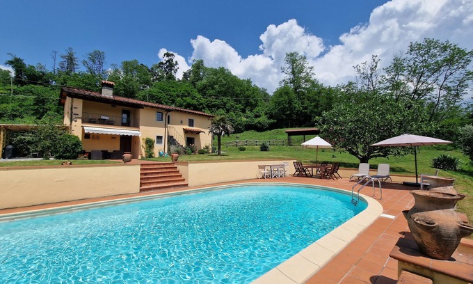 Coreglia Antelminelli Villa | Very private 3 bedroom villa, private 15m pool, large garden, lovely views.