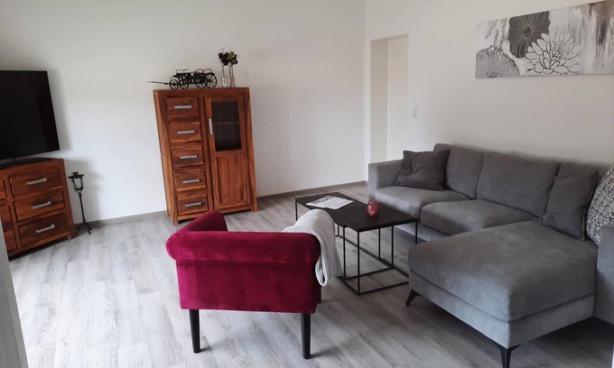 Eicklingen Apartment | Very spacious apartment in the hotel building