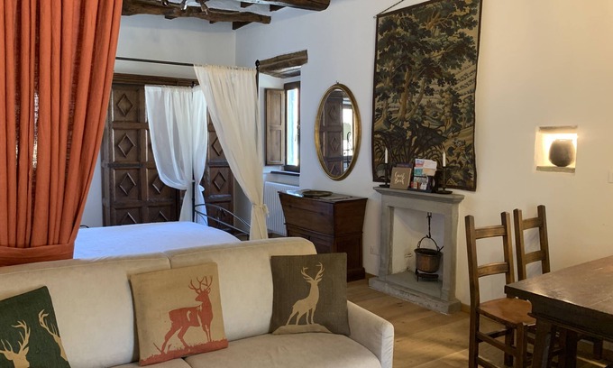 Palazzuolo sul Senio Apartment | Vicar's Tower-Maghinardo living in history like a fairy tale.