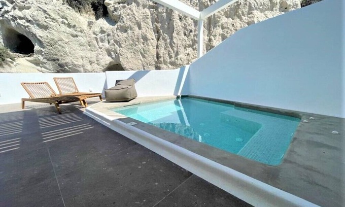 Messaria Hotel | Victoria Caves