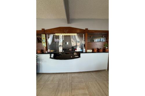 Whitesboro Hotel | Victorian Inn by Belvilla White sboro US Hwy 82