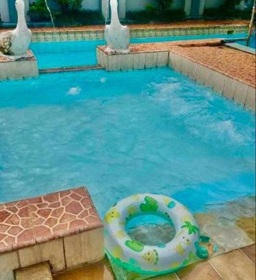 Sukaraja Villa | Vila Princess,Sentul 4bedroom dan Tenda Camping,Private pool, Tenis meja, mini billiard, Karaoke, Ayunan,BBQ, 08satu3 80satu6 4satu5satu