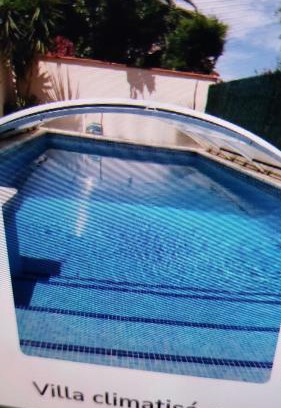 Saint-Laurent-de-la-Salanque Villa | villa climatisée avec grande piscine