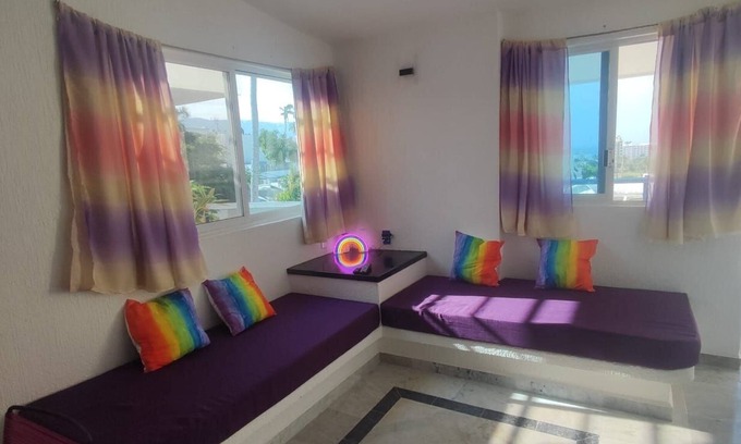 Lomas de Costa Azul Apartment | Villa 5 minutes from the beach with parking