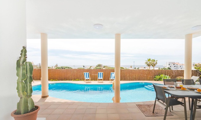 Binibequer Vell Villa | Villa a 5 Minutos de la Playa de Binibeca