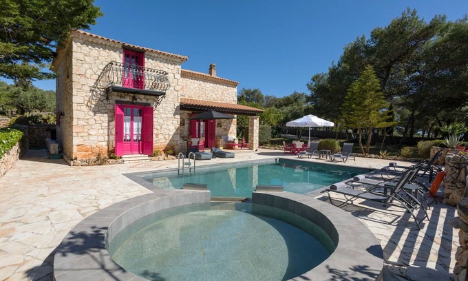 Agia Marina Villa | Villa Adnos - Serene surroundings