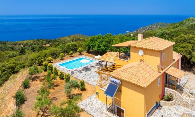 Mesovounia Villa | Villa Aetos - Three Bedroom Villa, Sleeps 8