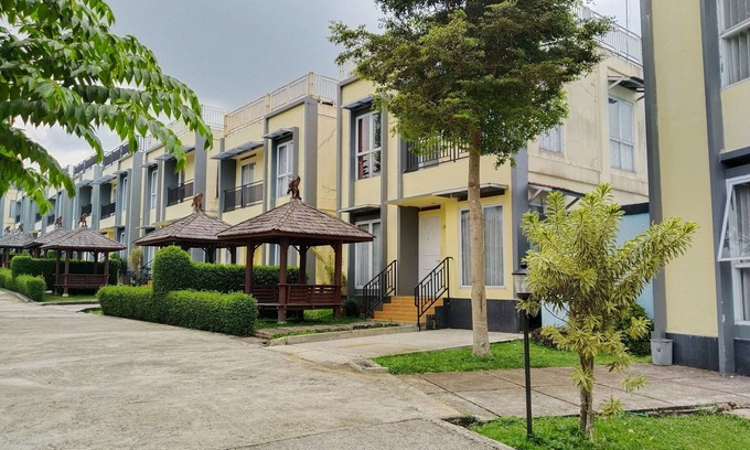 Cisarua Villa | Villa Alesta Stars Powered by Cocotel