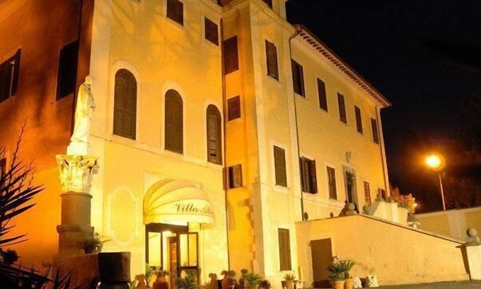 Albano Laziale Hotel | Villa Altieri