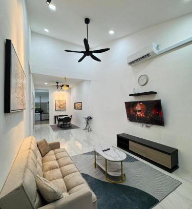 Tanjung Rambutan House | Villa Ammara Homestay