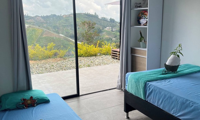 El Penol Villa | Villa Amore