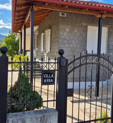 Mitropolis House | Villa Anna