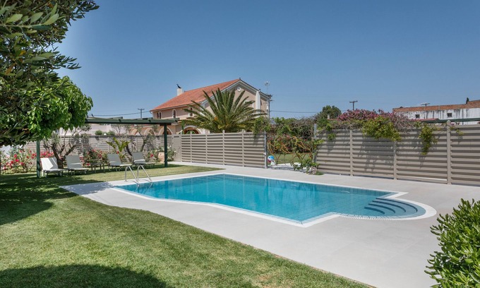 Agrilia Villa | Villa 'Anogia 1' with Mountain View, Wi-Fi and Air Conditioning