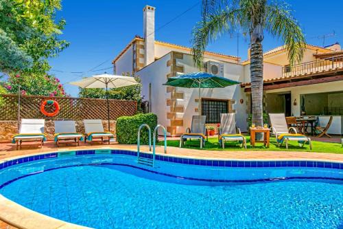 Spilia Villa | Villa Areti by Villa Plus