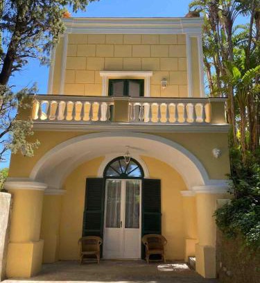 Tiberio Villa | Villa Aurora Caprese
