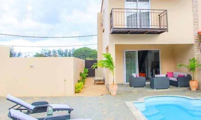 Camp Bestel Villa | Villa Avec Piscine Privée Pour 6 Personnes Proche de la Plage - Île Maurice