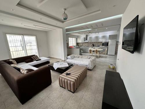 Hammam Al Agzaz Apartment | Villa Azur
