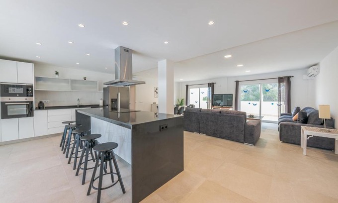 Badia de Palma House | Villa Bahía de Palma - Family Only