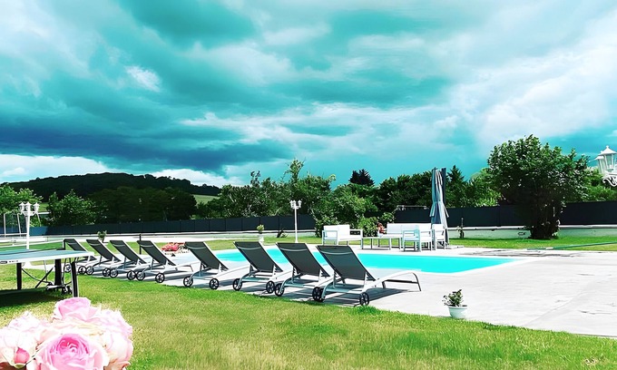 Gevigney Villa | Villa 'Bienvenue A La Saone' with Private Pool, Shared Terrace and Wi-Fi