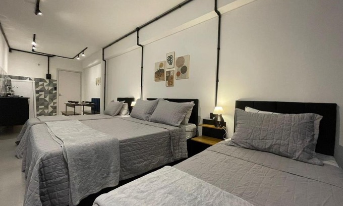 Velha Apartment | VILLA BILAC 06 - Amplo Studio próximo à Vila Germânica