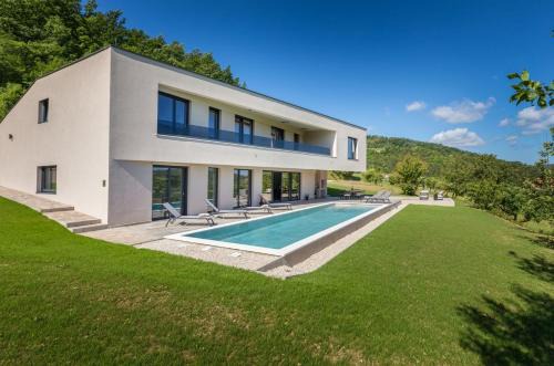 Pazin Villa | Villa Butoniga Hills
