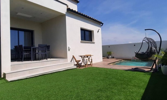 Saint-Laurent-d'Aigouze Villa | Villa Contemporaine Avec Piscine Pour 7 Personnes