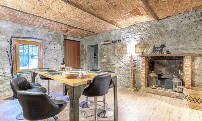 Ozzano Monferrato Villa | Villa 'Cascina Liebe' with Private Garden, Jacuzzi, Wi-Fi and Air Conditioning