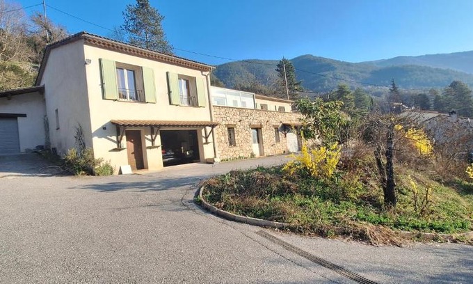 Puget-Theniers House | Villa Chloé