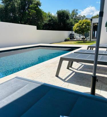 Prunelli-di-Fiumorbo House | Villa Climatisée avec Piscine partagée , Terrasse et Parking