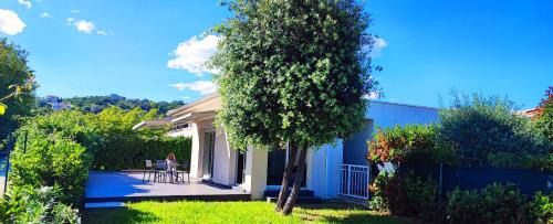 Poggio-Mezzana Villa | Villa close to the sea