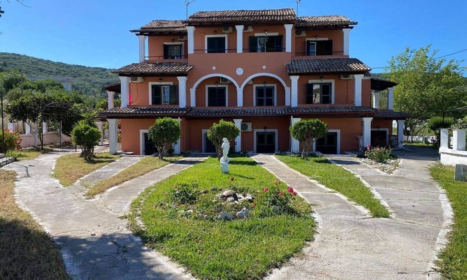 Moraitika Apartment | Villa Corfiota Moraitika Beach