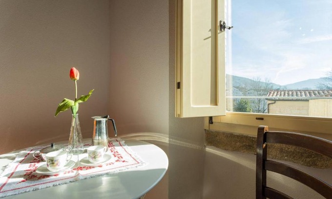 Sigillo Apartment | Villa Costanzi - Breezy Terrace On The Cucco