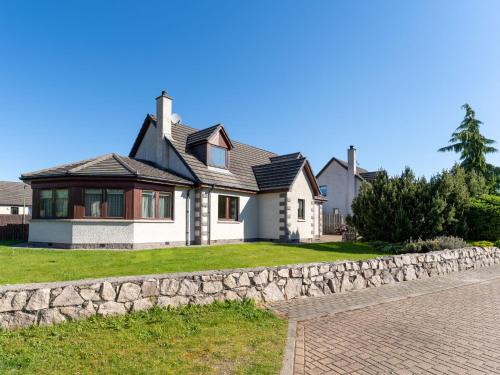 Aviemore Villa | Villa Craigmore Lodge by Interhome