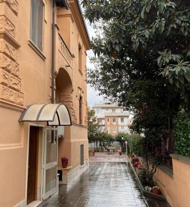 Gianicolense House | Villa dei fiori