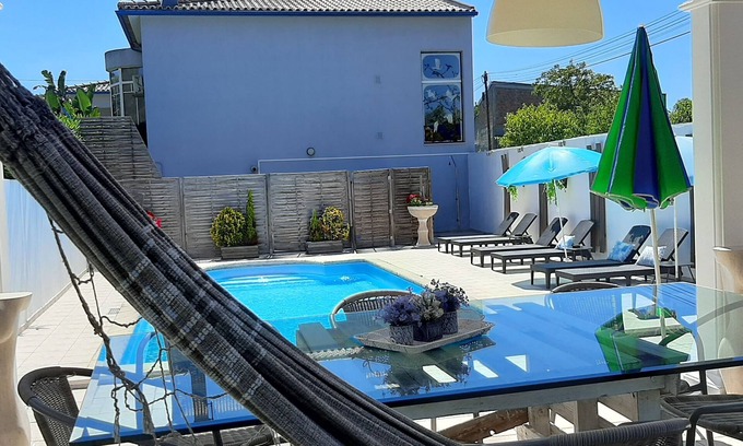 Pombal Villa | Villa design, main house in gated community, exclusive access to the pool