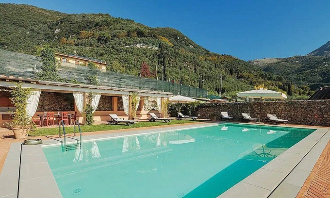 Camaiore Villa | Villa Dolceamara: An elegant three-story villa situated in a quiet location, a few minutes from the town center, with Free WI-FI.