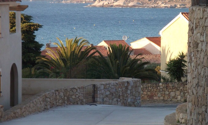 Algajola Apartment | Villa DUPLEX AVEC JARDIN VUE MER