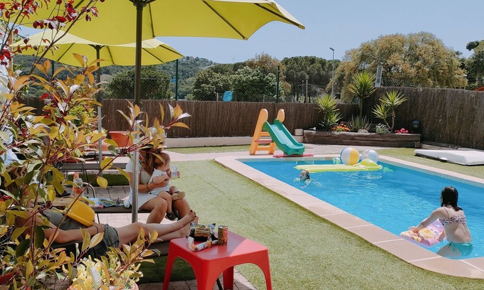 Urbanizacion El Mas Reixac Villa | Villa EL Olivo,Costa Brava, Private Pool, close to Beaches, BLANESCOSTA BRAVA