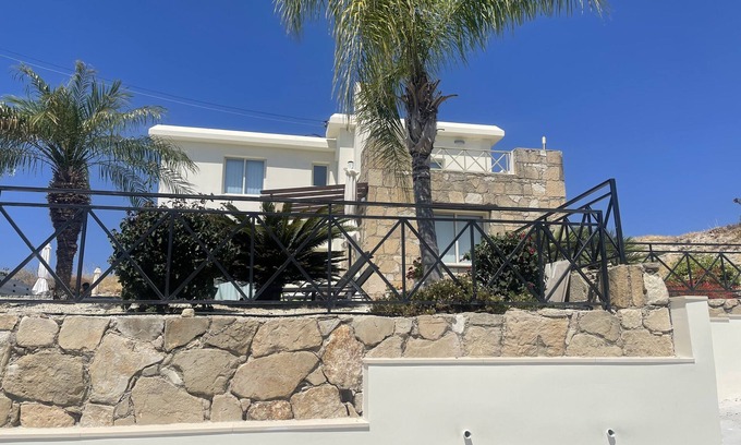 Kouklia Villa | Villa Elysium Contemporary 3 Bedroom 3 Bathroom Villa & Pool in Kouklia Village