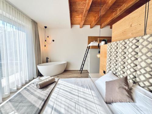 Lonato del Garda Villa | Villa Essenza