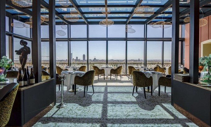 Old Lyon Hotel | Villa Florentine, A Beauvallon Hotel & Spa