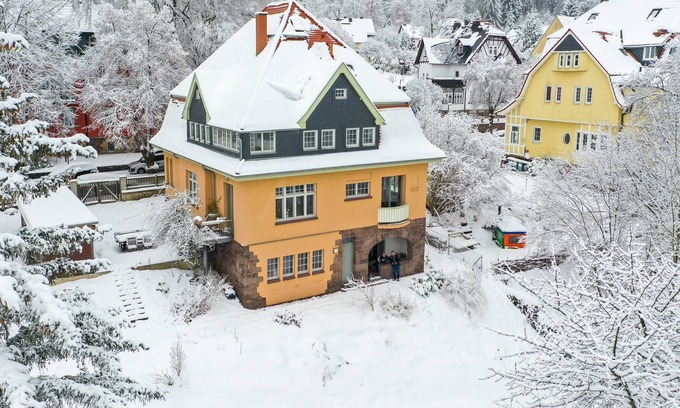 Ilmenau Apartment | Villa Frübing - Holidays in a monument