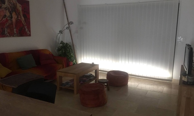 Saint-Laurent-d'Aigouze Villa | Villa with jacuzzi near the beaches