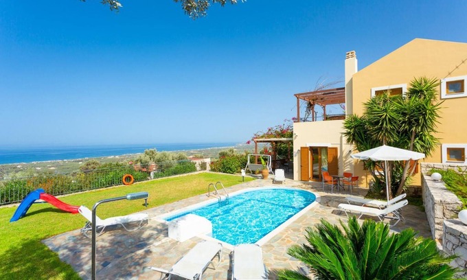 Maroulas Villa | Villa Garifallia - Three Bedroom Villa, Sleeps 6