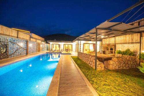 Faralya Villa | Villa İncir / Kalkan