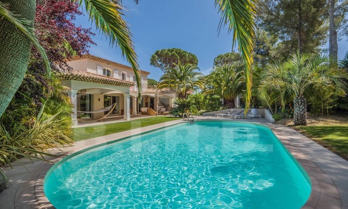 Les Restanques House | Villa in a secure estate in Grimaud