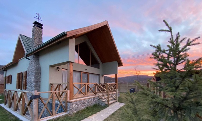 Bolu Villa | Villa in Abant with a private garden and fireplace
