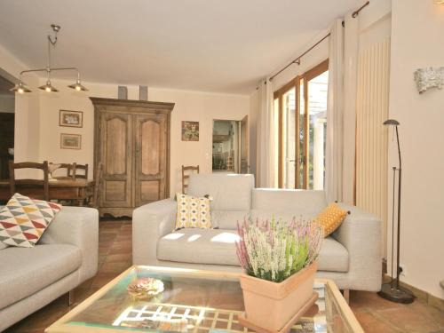 Crillon-le-Brave Villa | Villa in Crillon-le-Brave near Mont Ventoux